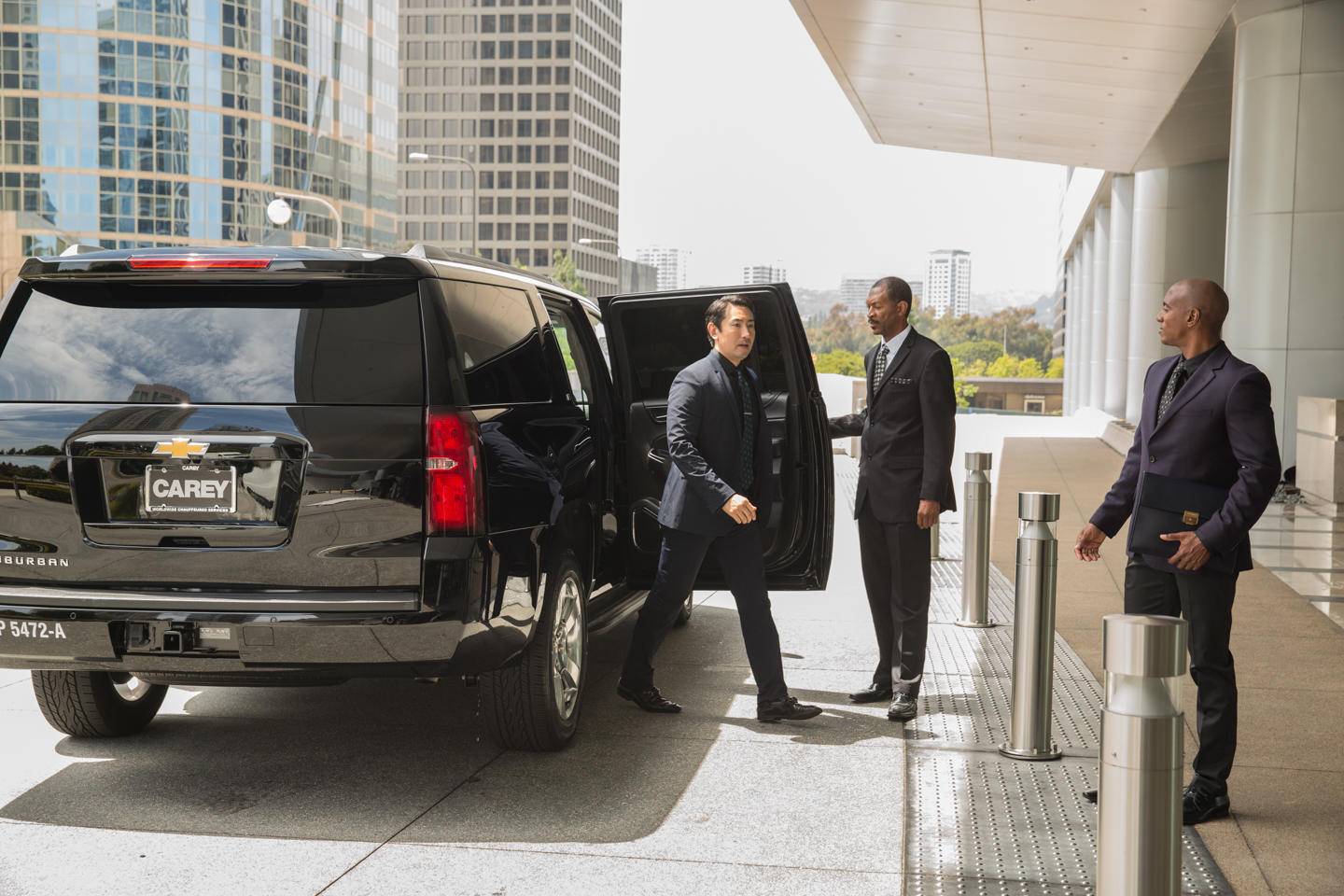 Toronto Sightseeing in a Luxury Limousine