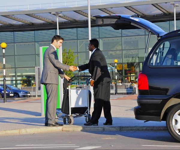 Airport Transfers - Toronto Pearson Airport Limo Service